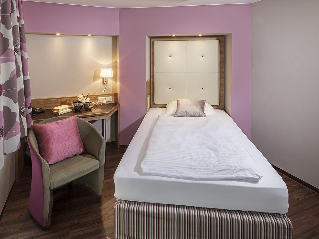 Hotel Am Turm Kaufbeuren Szoba fotó