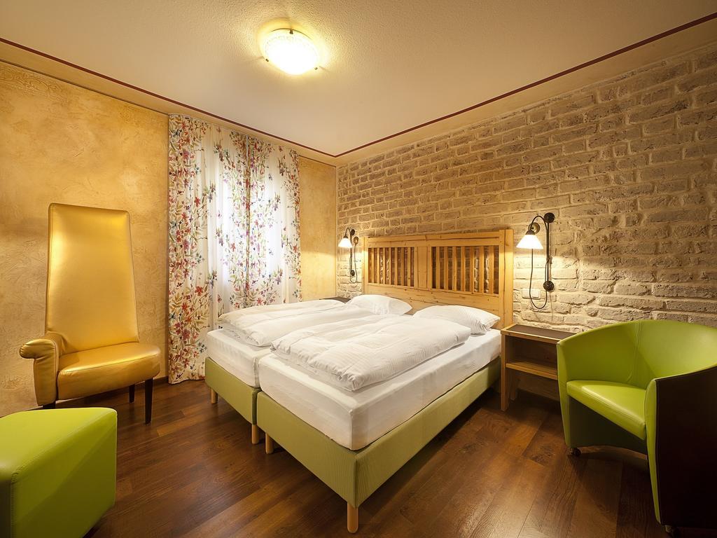 Hotel Am Turm Kaufbeuren Szoba fotó
