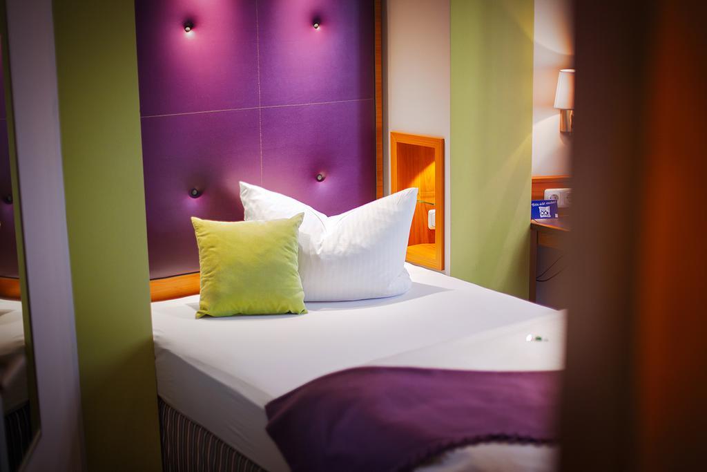 Hotel Am Turm Kaufbeuren Szoba fotó