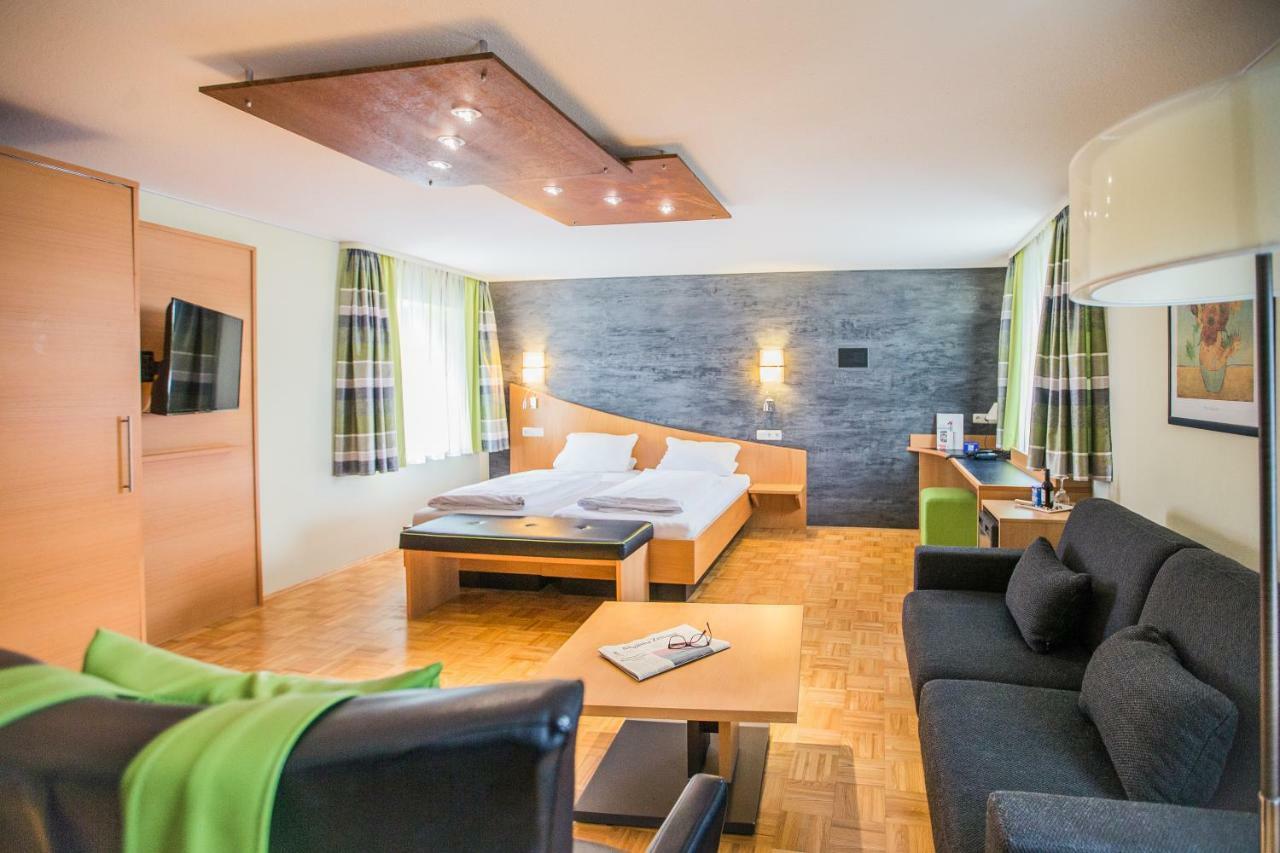Hotel Am Turm Kaufbeuren Kültér fotó